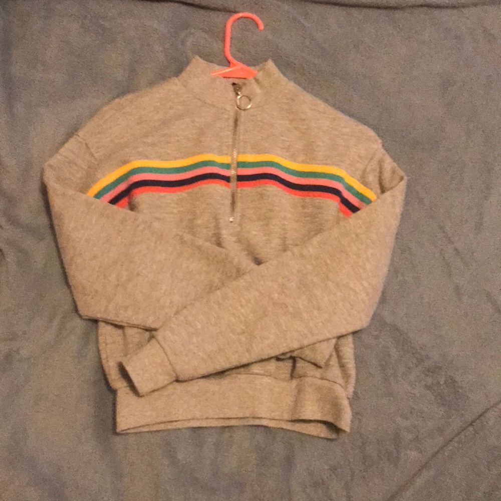 Long sleeved pullover